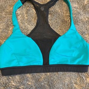 Lululemon Athletica sport bra, size 6